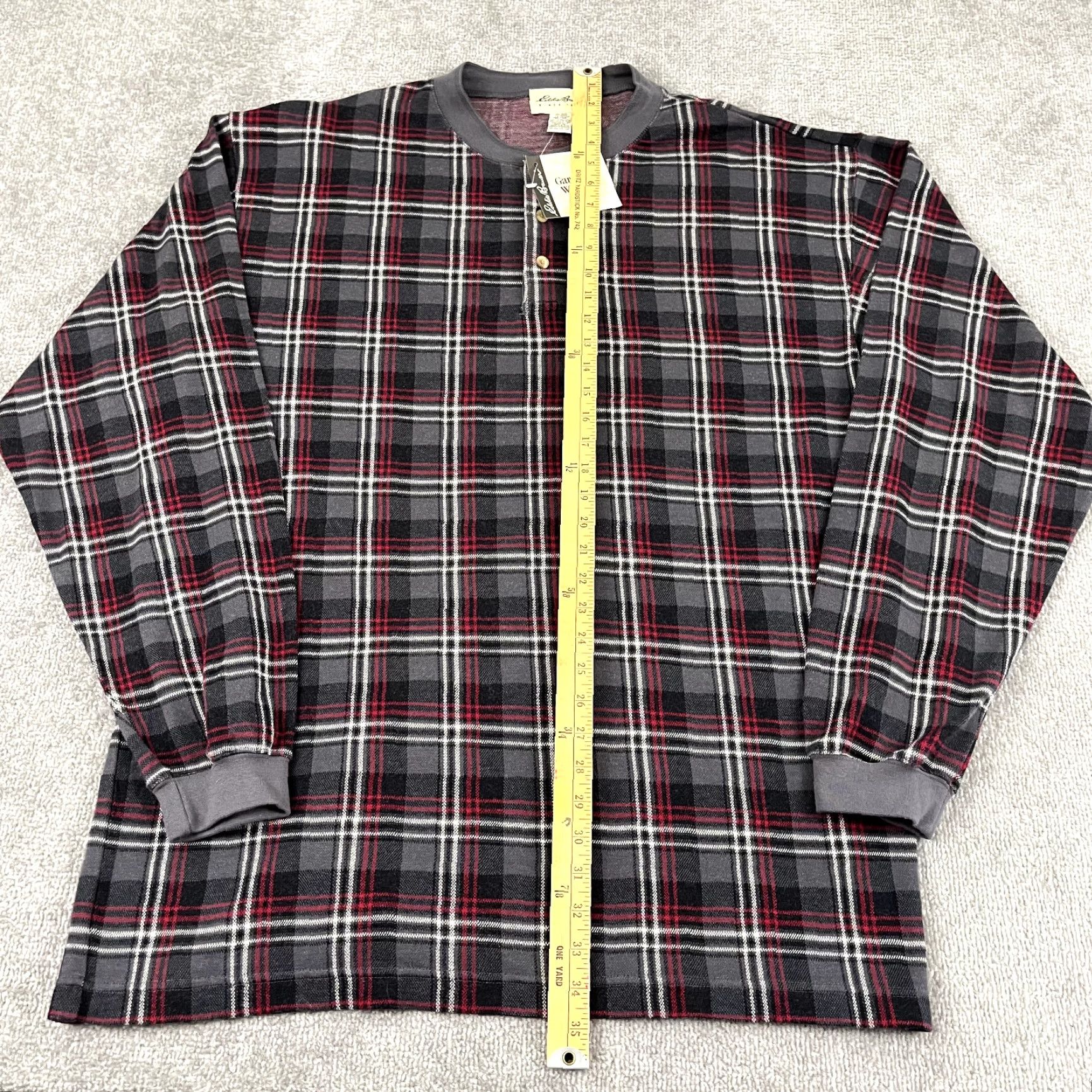 Eddie Bauer VINTAGE Eddie Bauer Men's Shirt XL Tall Plaid Henley Long Sleeve Pullover - Gray, Red, White, All Seasons Size US XL / EU 56 / 4 - 4 Thumbnail