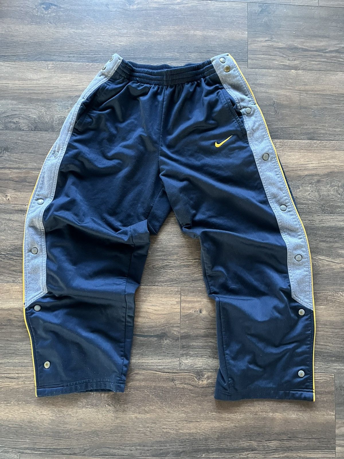 Nike × Vintage Vintage Nike Tearaway Pants Size US 30 / EU 46 - 1 Thumbnail