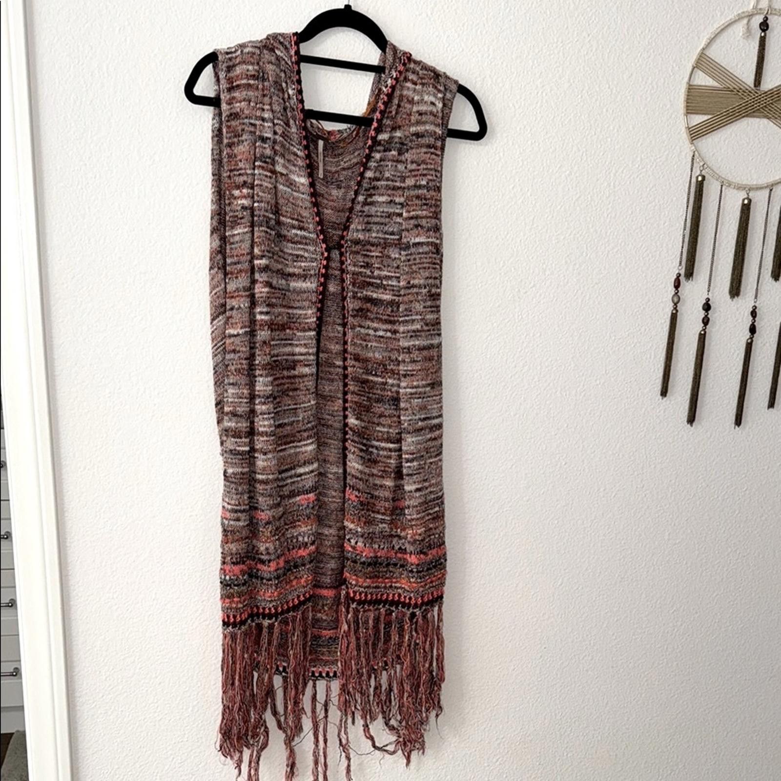 Free People Free People Multicolor Sleeveless Knit Vest with Fringe Size S / US 4 / IT 40 - 1 Thumbnail