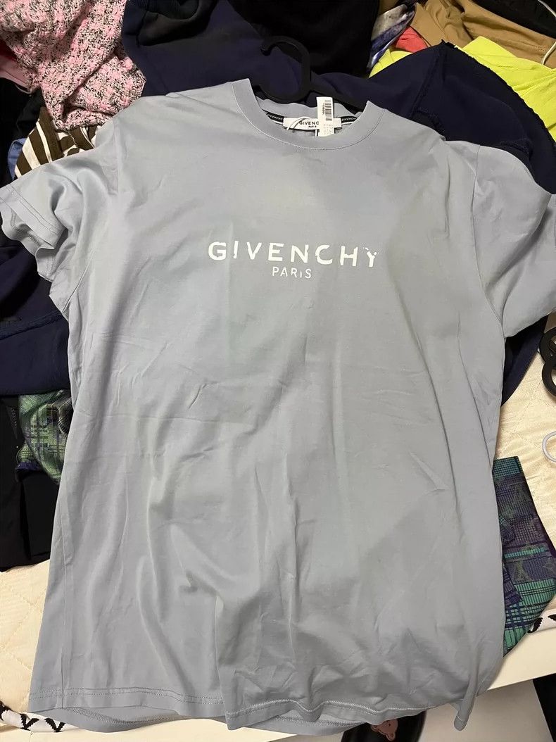 Givenchy Givenchy Gvc Short Sleeve Logo Letter Destroyed Short Slee Size US XXS / EU 40 - 1 Thumbnail