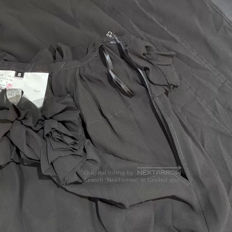 Comme des Garcons Comme des Garcons Size S Pleated flower decoration long tu Size 23" - 3 Thumbnail