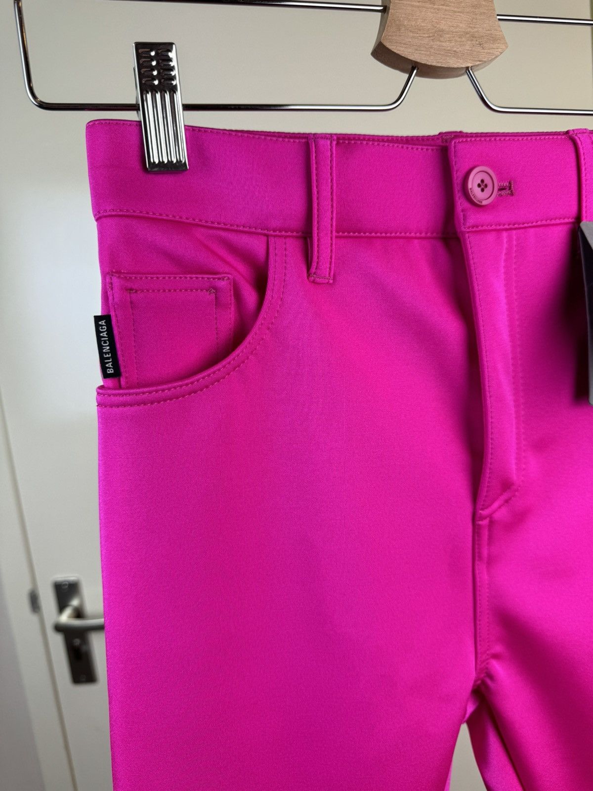 Balenciaga Balenciaga hot pink neon leggings slim trousers spandex XS Size 25" / US 0 / IT 36 - 15 Thumbnail