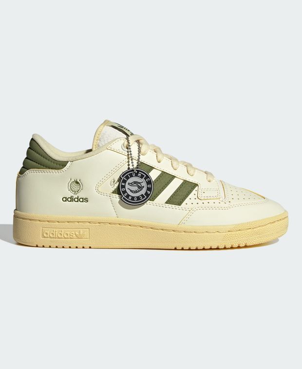Adidas Sneakers Size US 9.5 / EU 42-43 - 1 Thumbnail