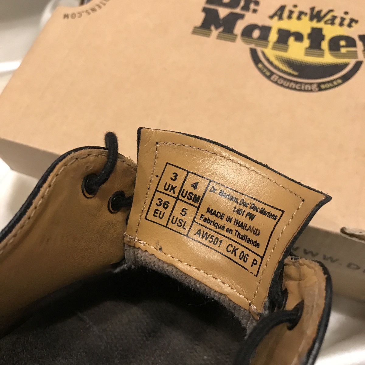 Dr. Martens × Vintage Dr. Martens 1461 Low Black Short 3 Hole Vintage Leather Size US 6 / IT 36 - 4 Thumbnail