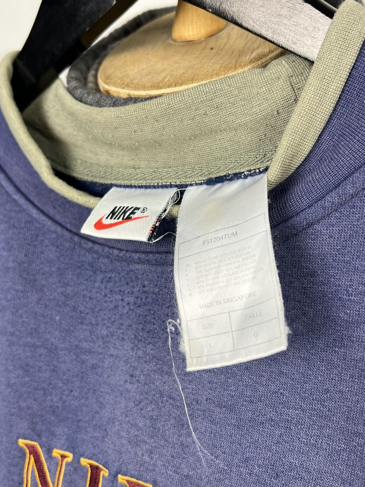 Nike Vintage Nike Short Sleeve Sweatshirt Size M - L Size US L / EU 52-54 / 3 - 3 Thumbnail