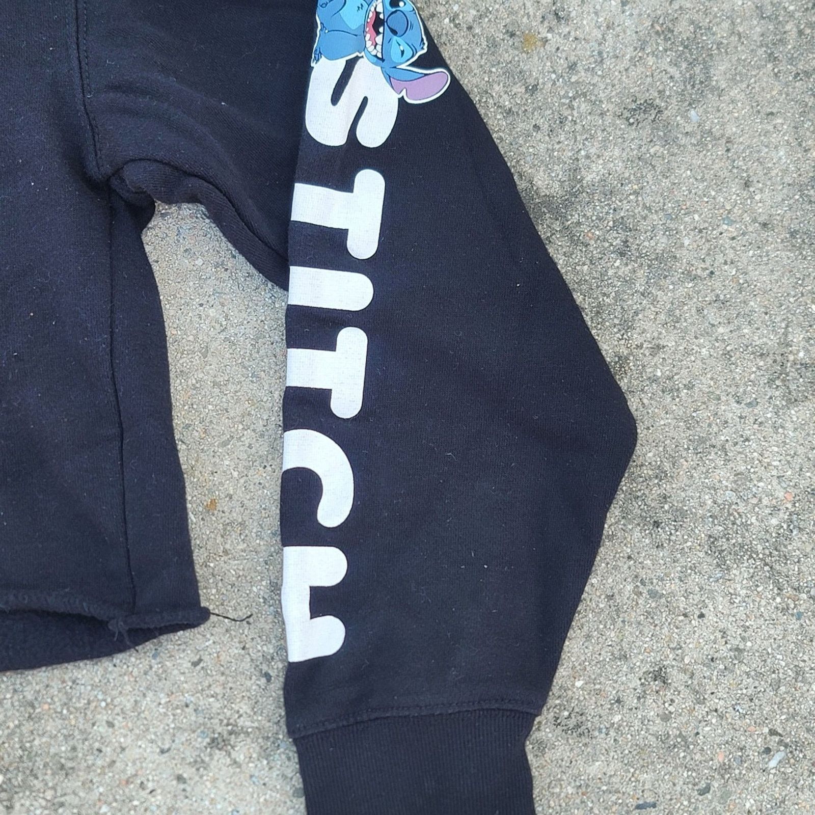 Disney Disney Lilo & Stitch Cropped Sweatshirt Size L / US 10 / IT 46 - 3 Thumbnail