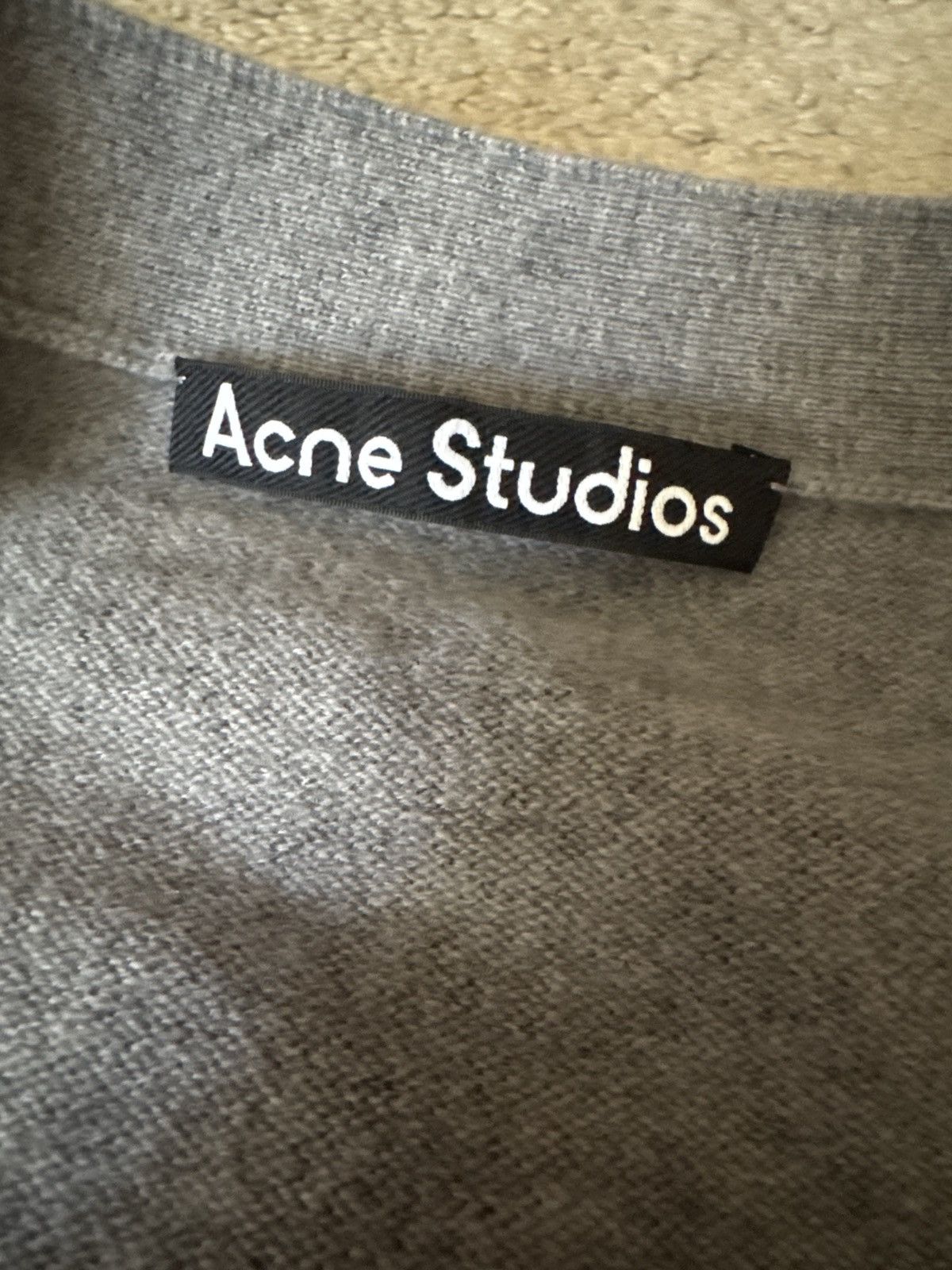 Acne Studios Acne Studios Grey Wool Face Cardigan Large Size US L / EU 52-54 / 3 - 3 Thumbnail
