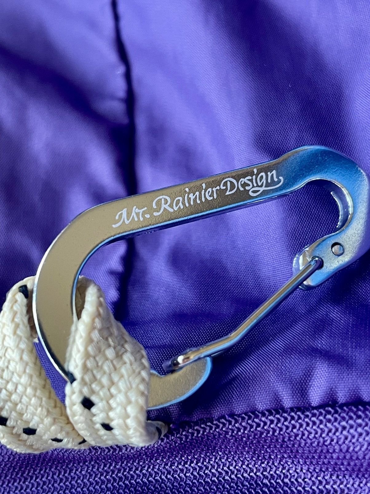 Mt. RAINIER DESIGN Mt. Rainier Design Works Wind Shed Anorak Made in Japan S Size US S / EU 44-46 / 1 - 9 Thumbnail