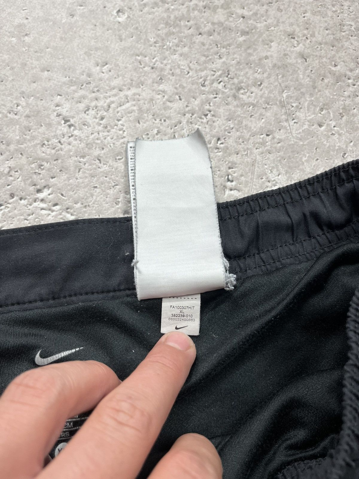 Nike Nike Inter Milan Dri-FIT Football Shorts S Black Blue Size US 30 / EU 46 - 8 Thumbnail