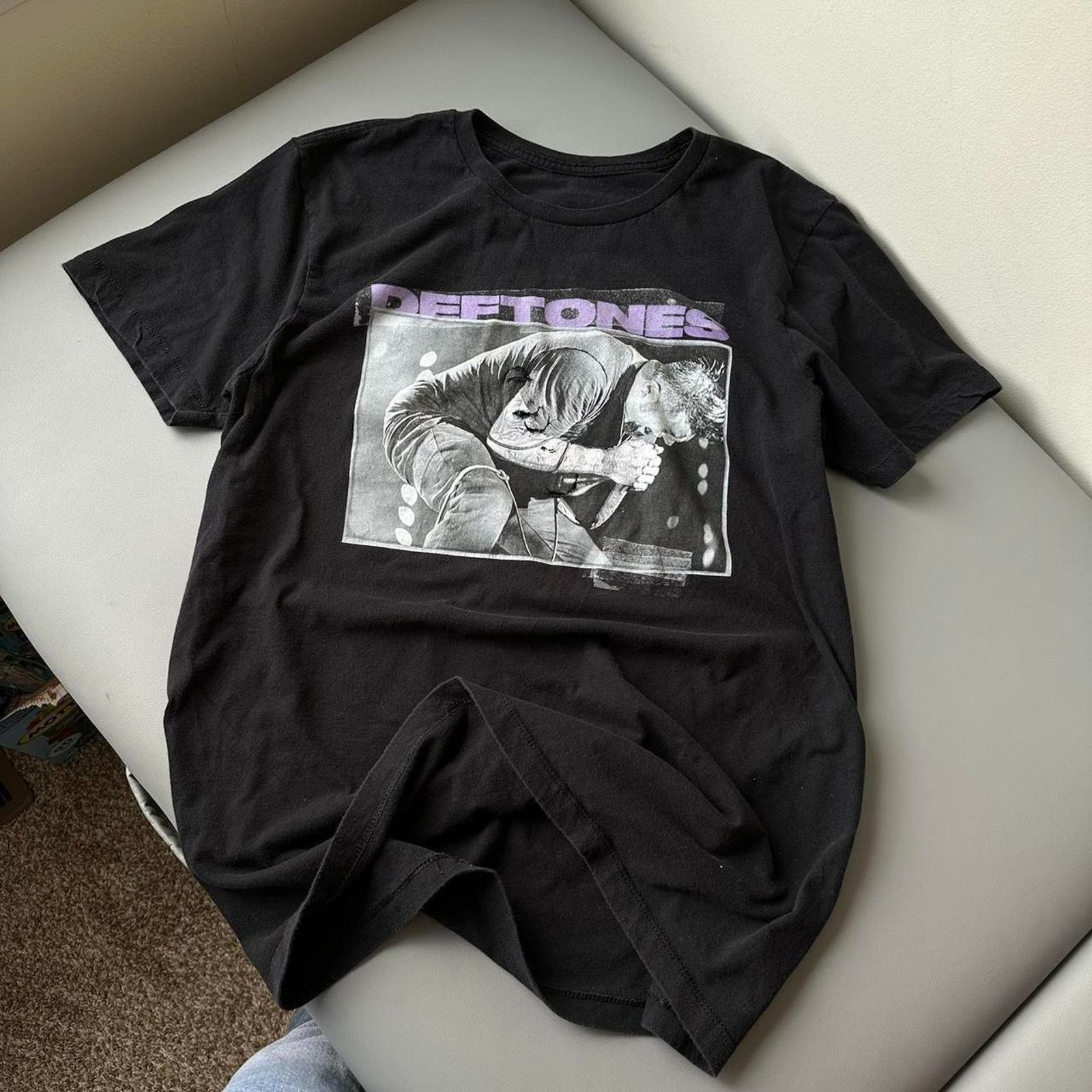 Band Tees Vintage 00s Deftones Black Faded Graphic Music Rock Shirt Size US L / EU 52-54 / 3 - 2 Thumbnail