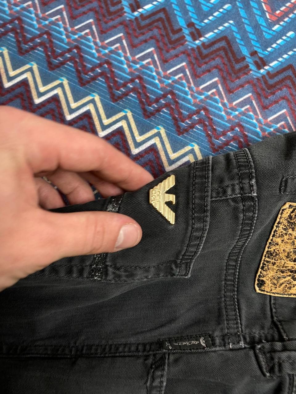 Armani × Vintage Vintage Armani Jeans Metal Logo Denim Pants Size 30 Size US 30 / EU 46 - 5 Thumbnail