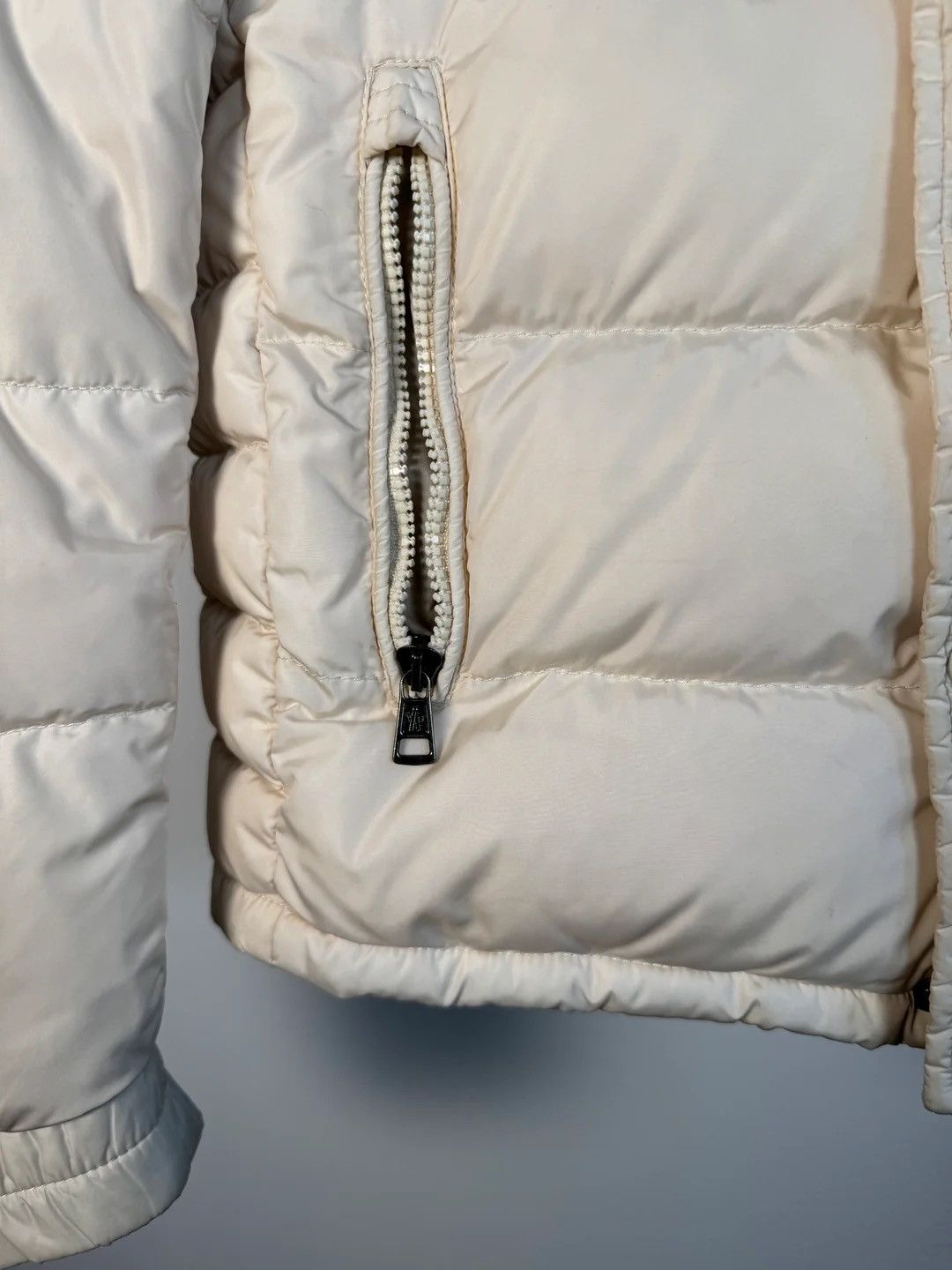 Moncler 🚭 GRAIL 🚭 CHIEF KEEF 2012 “CLOSE THAT DOOR” MONCLER Size US L / EU 52-54 / 3 - 7 Thumbnail