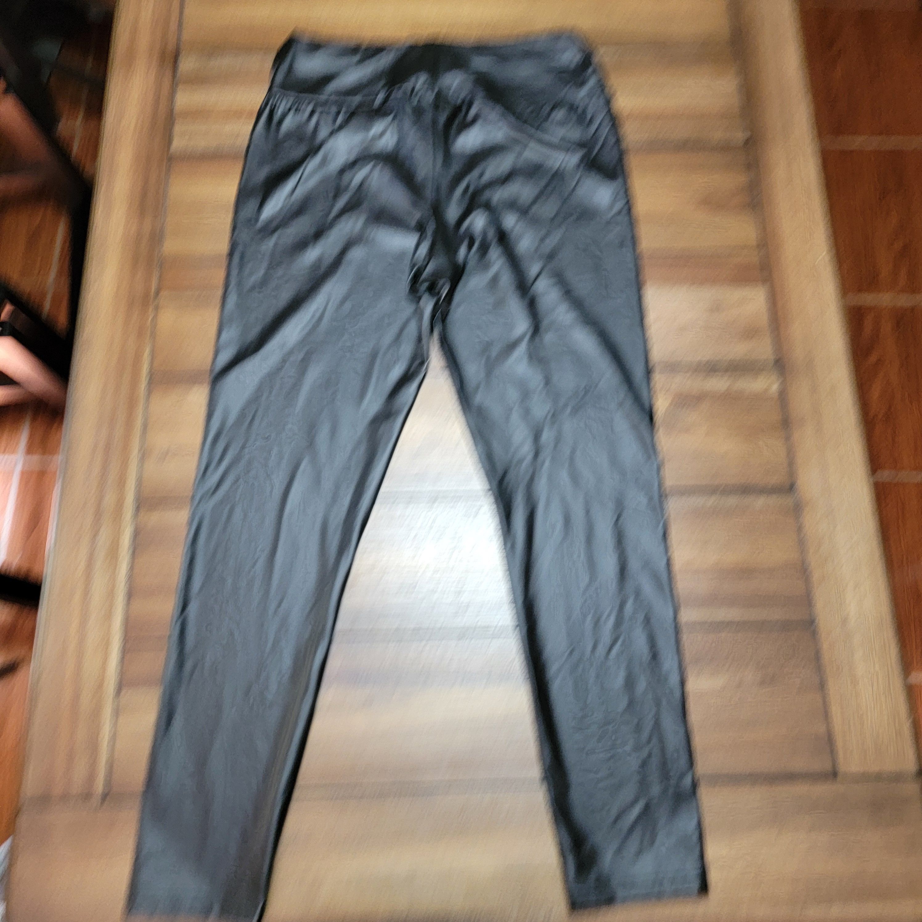 Shein Shein Faux Leather Black Pants - Size XL NWT Size 30" / US 8 / IT 44 - 3 Thumbnail