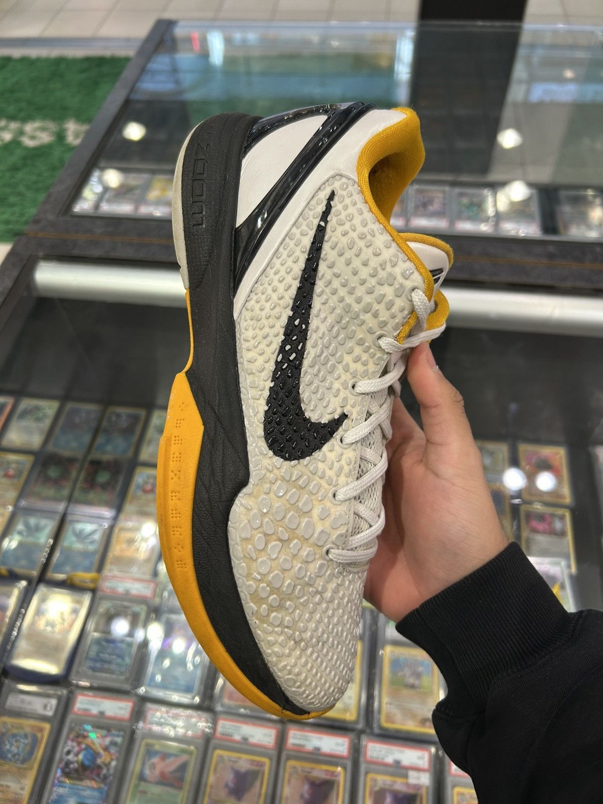 Nike Kobe 8 Del Sol Size US 9 / EU 42 - 5 Thumbnail