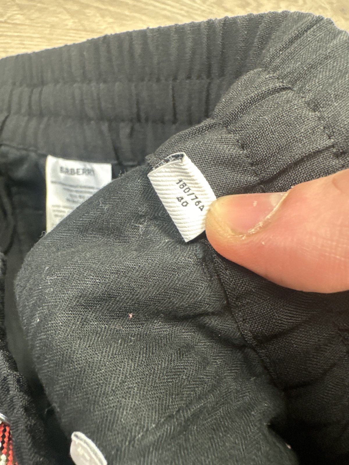 Burberry Burberry track pants Size US 30 / EU 46 - 2 Thumbnail