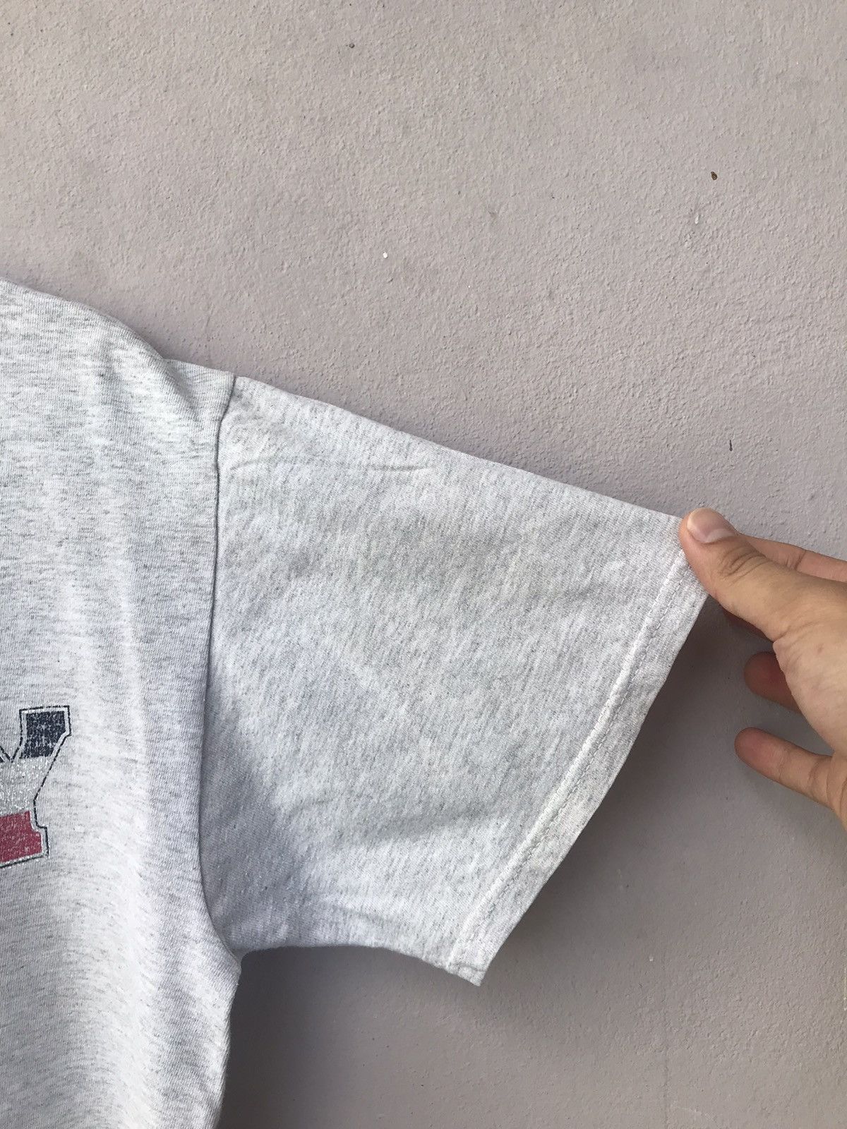 Tommy Hilfiger Vintage Tommy Sports Tee tommy hilfiger ifsixwasnine Size US M / EU 48-50 / 2 - 4 Thumbnail