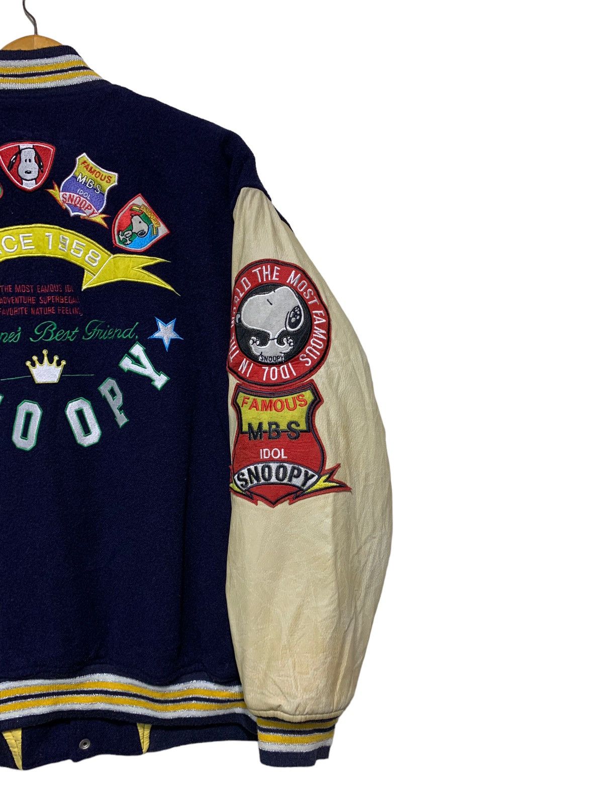 Anime × Peanuts 🔥RARE SNOOPY CHARACTER WOOL VARSITY JACKETS Size US L / EU 52-54 / 3 - 4 Thumbnail