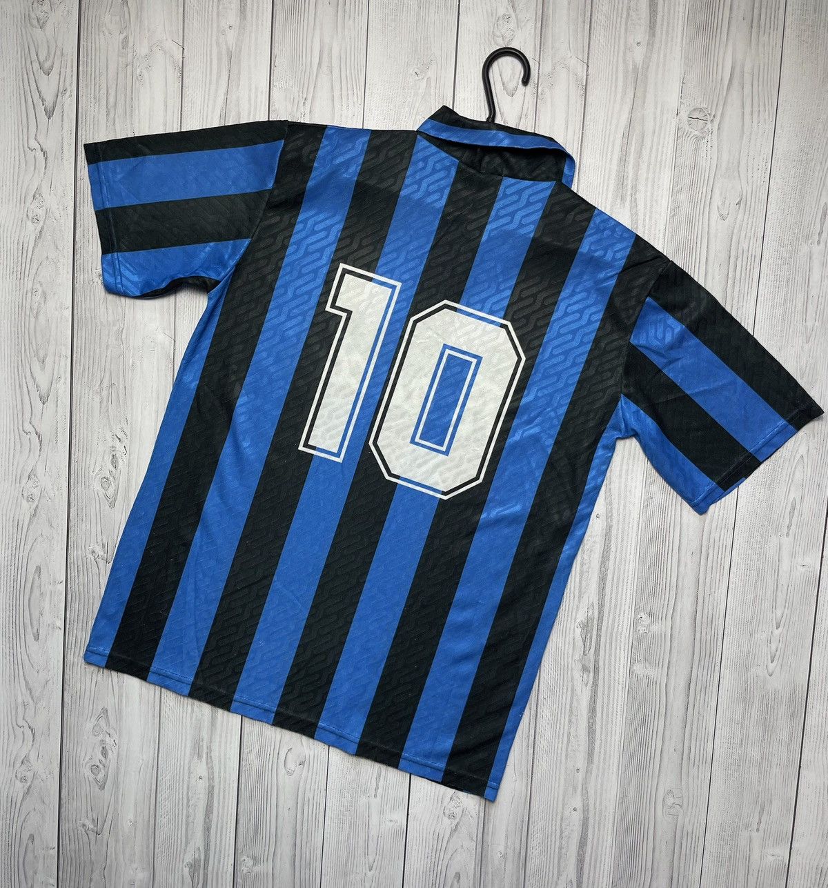 Vintage Vintage retro inter Milan tee rare soccer size S Size US S / EU 44-46 / 1 - 2 Thumbnail
