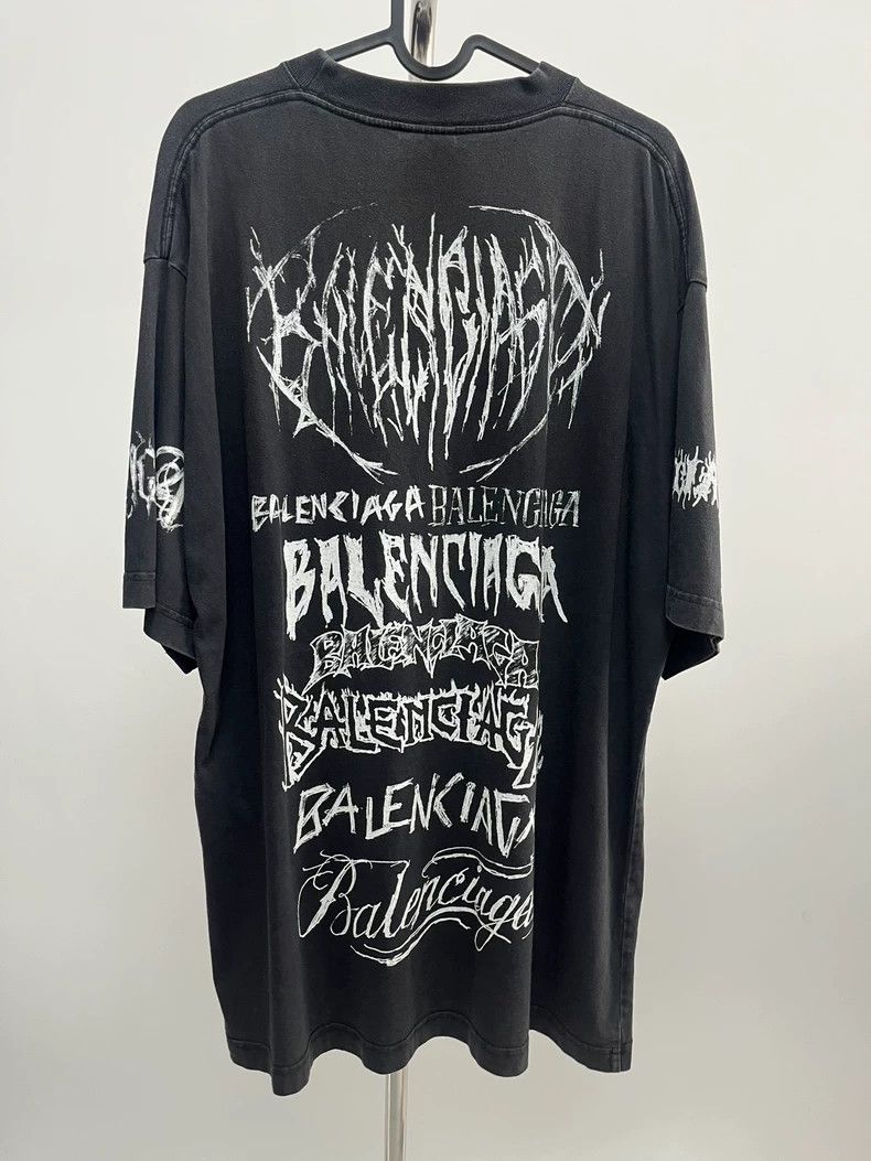 Balenciaga Balenciaga Black dragon year limited Sanskrit logo short s Size US S / EU 44-46 / 1 - 3 Thumbnail