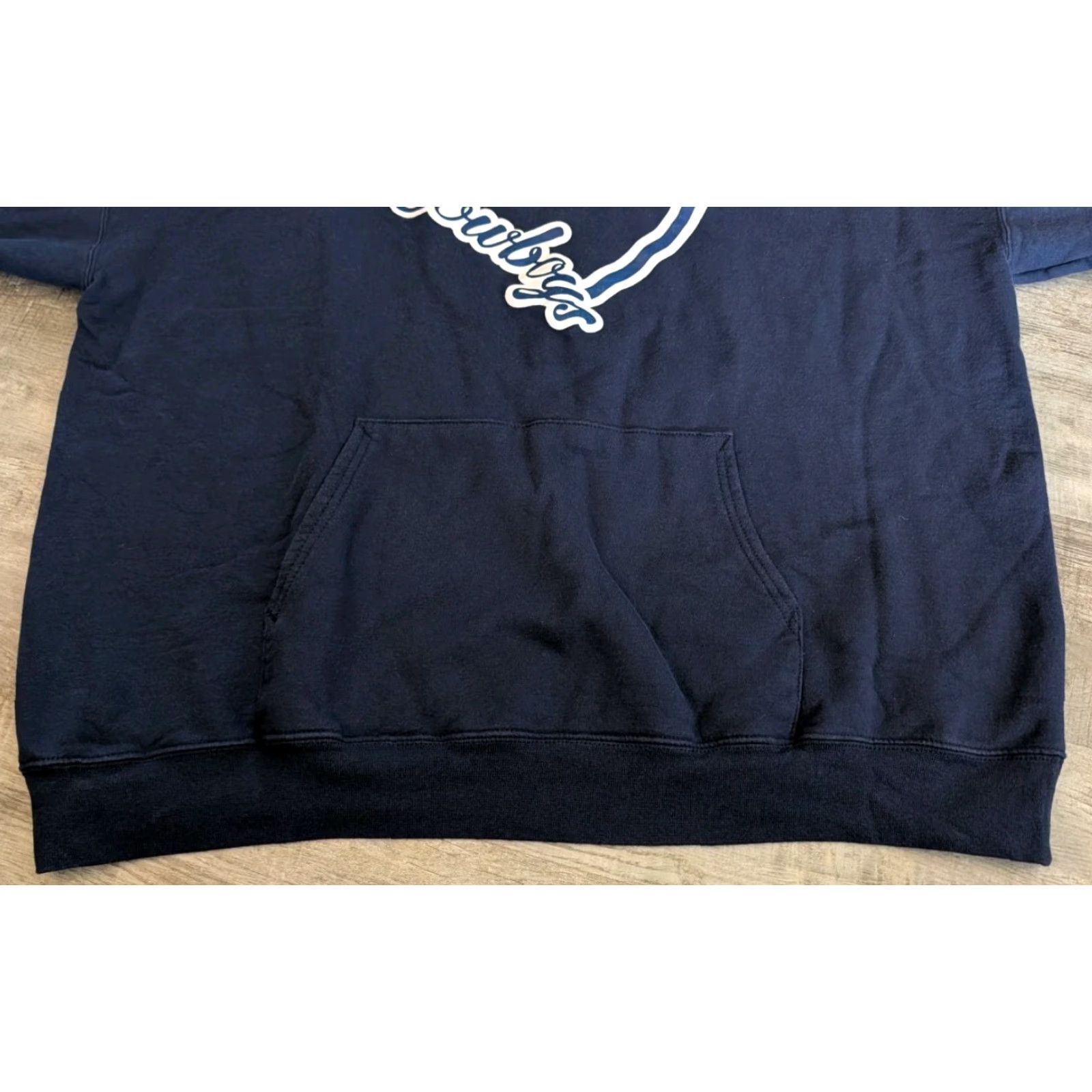 Hanes VINTAGE Hanes Dallas Cowboys Hoodie Navy Blue XL Men Pullover Hooded Graphic Logo Heart Print Crewneck Cotton Fleece Pockets.Mens Size US XL / EU 56 / 4 - 5 Thumbnail
