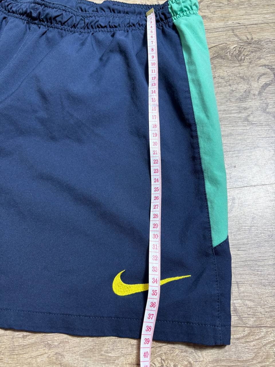 Nike Barcelona Away 2010-11 Nike Shorts SZ L soccer football Size US 34 / EU 50 - 12 Thumbnail