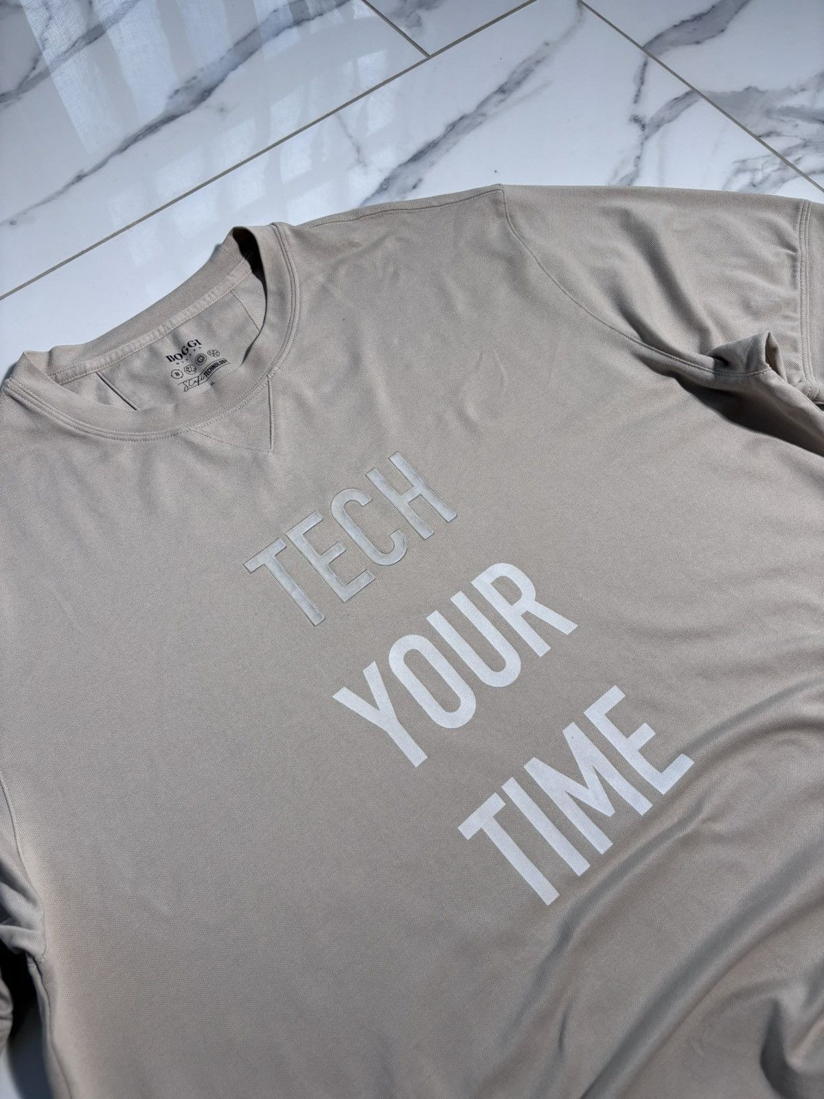 Boggi Boggi Milano Tshirt „TECH YOUR TIME” Logo Designer Italy Size US XL / EU 56 / 4 - 3 Thumbnail
