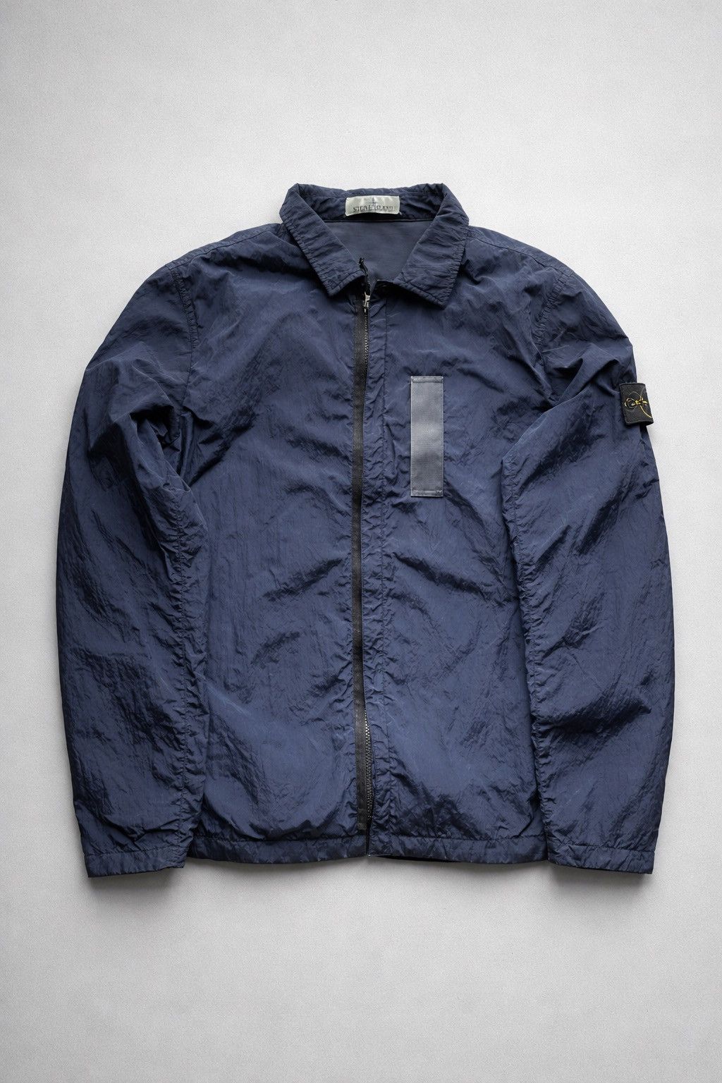 Stone Island Stone island jacket / overshirt nylon with patch LAST DROP Size US L / EU 52-54 / 3 - 1 Thumbnail