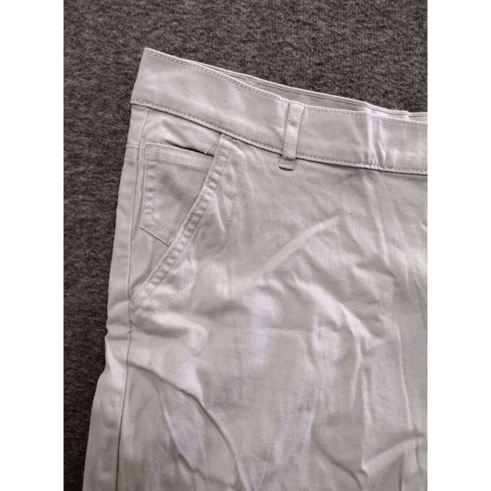 Vintage Bexley's Woman Cotton Relaxed Chino Long Shorts White 50 Womens Shorts Chino Casual Summer 50 White Womens Size 36" / US 14 / IT 50 - 7 Thumbnail