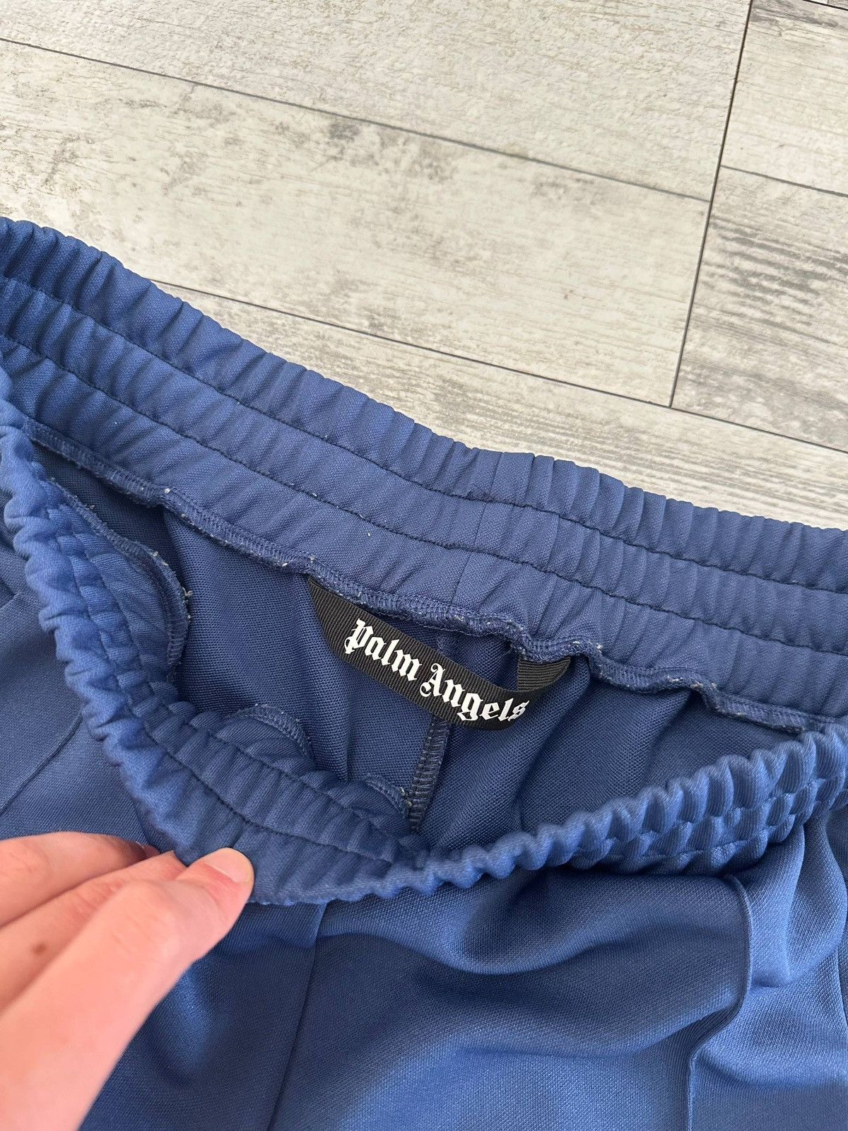 Palm Angels Palm Angels Shorts L size Size US 34 / EU 50 - 2 Thumbnail