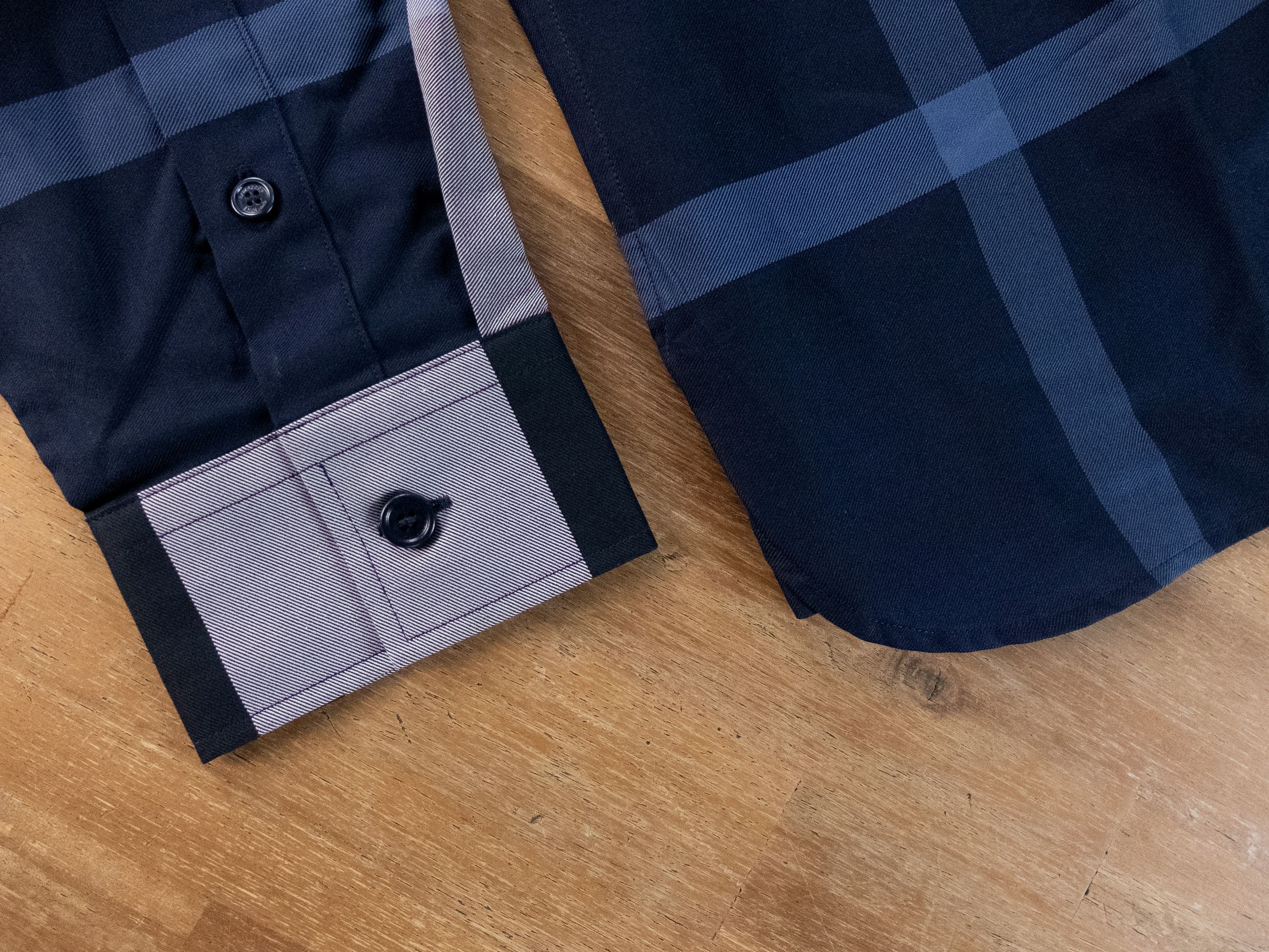 Burberry BURBERRY navy blue slim fit classic check cotton shirt M Size US M / EU 48-50 / 2 - 10 Thumbnail