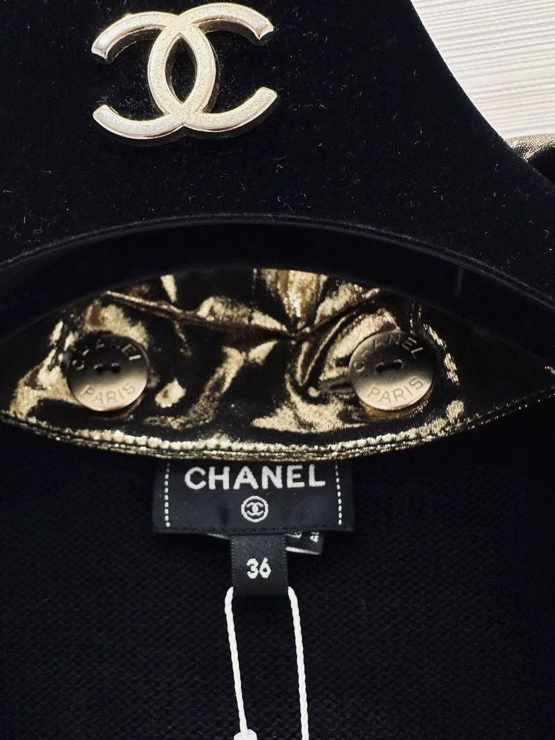 Chanel Chanel 24C gold sequin hat hooded black vest Size XS / US 0-2 / IT 36-38 - 3 Thumbnail