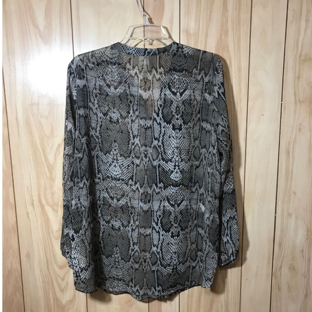 Faded Glory Faded Glory Snake Print Sheer V-Neck Long Sleeve Blouse 1X Size XL / US 12-14 / IT 48-50 - 2 Thumbnail