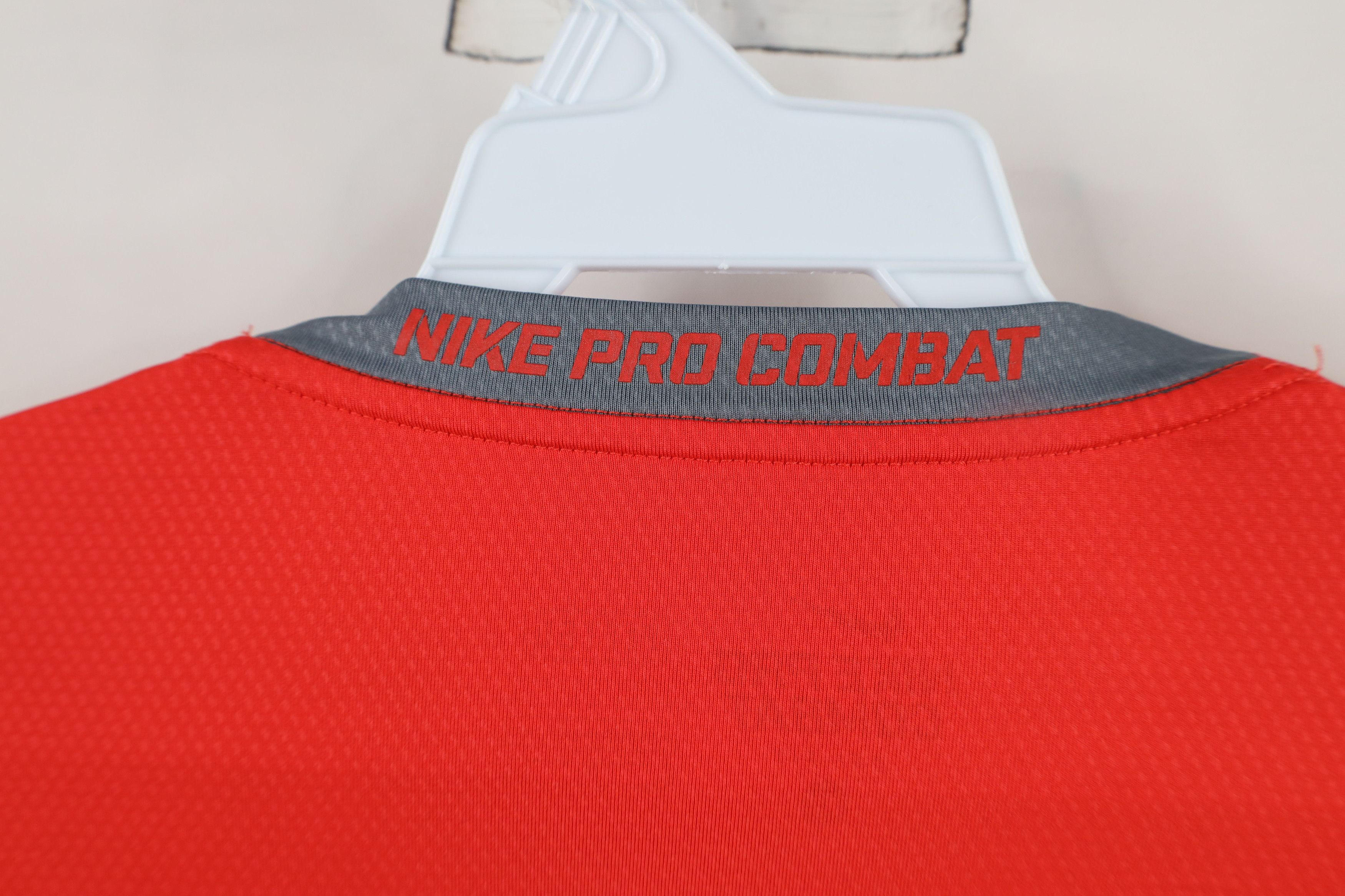 Nike × Vintage Nike Pro Combat Compression Hypercool Training Gym T-Shirt Size US XL / EU 56 / 4 - 10 Thumbnail