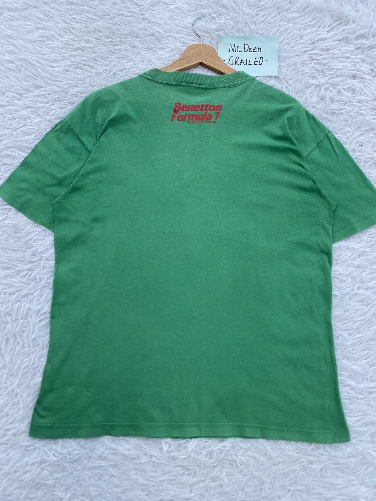 United Colors Of Benetton Rare United Colors of Benetton Spellout Big Logo Tshirt Size US L / EU 52-54 / 3 - 16 Thumbnail