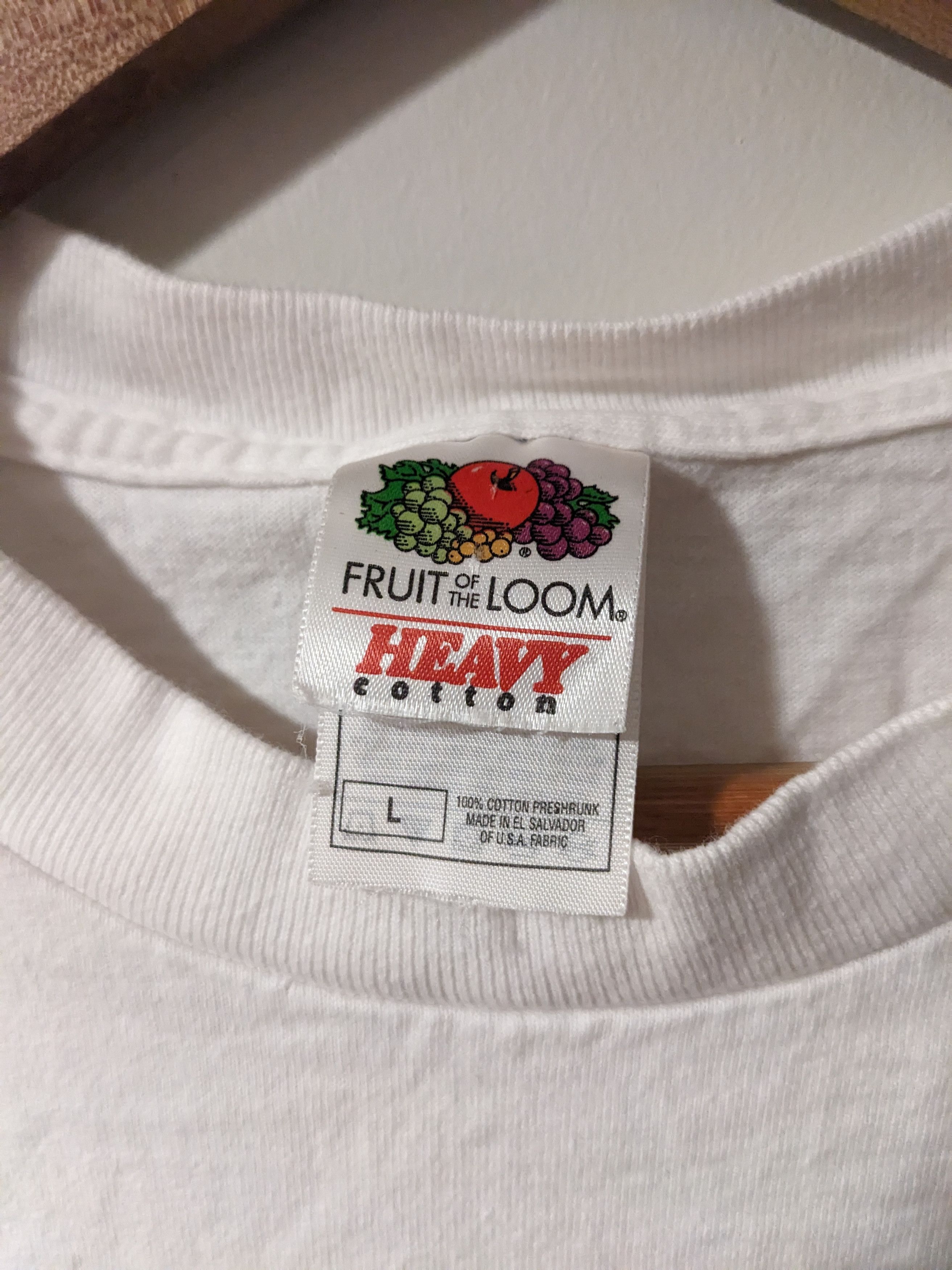 Fruit Of The Loom × Vintage Vintage 90s Santa List Miller Memorial Blood Center T-Shirt Size US L / EU 52-54 / 3 - 3 Thumbnail