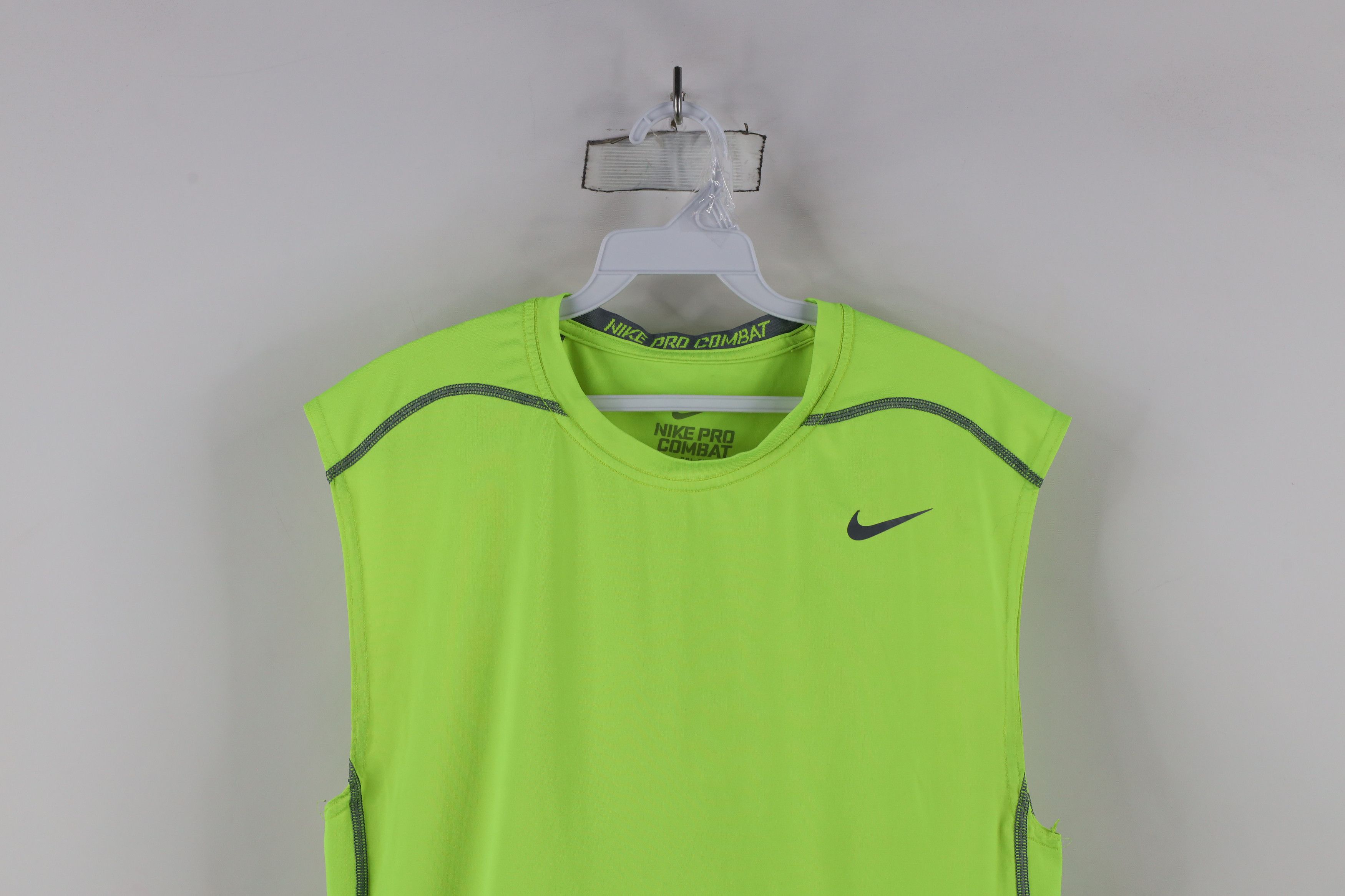 Nike × Vintage Nike Pro Combat Sleeveless Muscle Training T-Shirt Volt Size US XXL / EU 58 / 5 - 2 Thumbnail