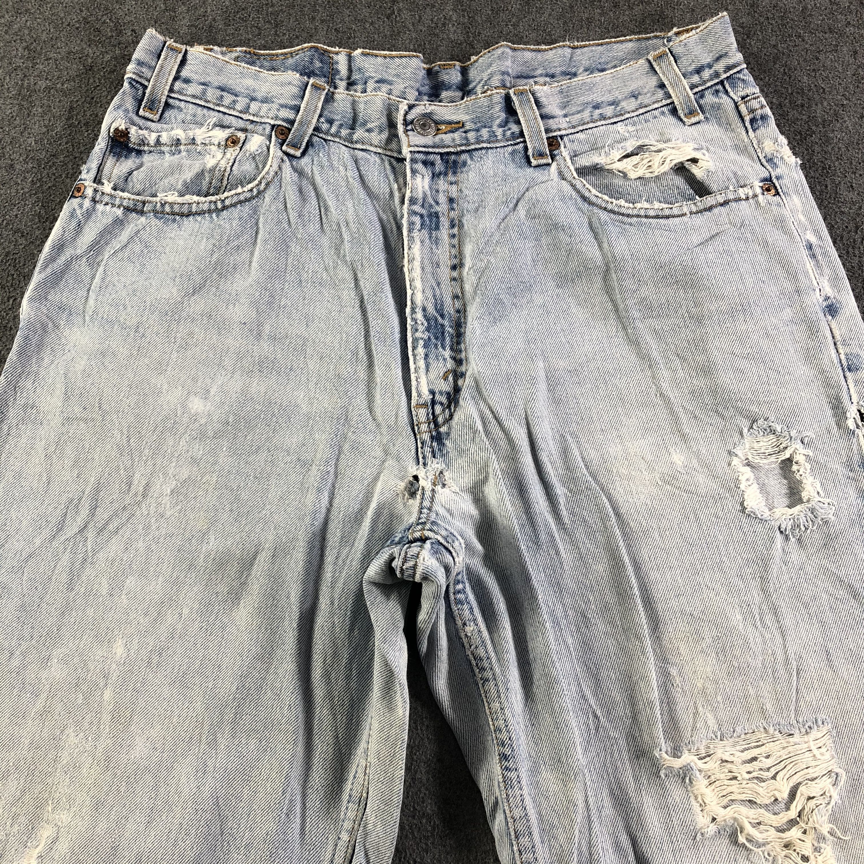 Levi's 90s Vintage Light Wash Levis 550 Jeans-J3105 Size US 35 - 3 Thumbnail