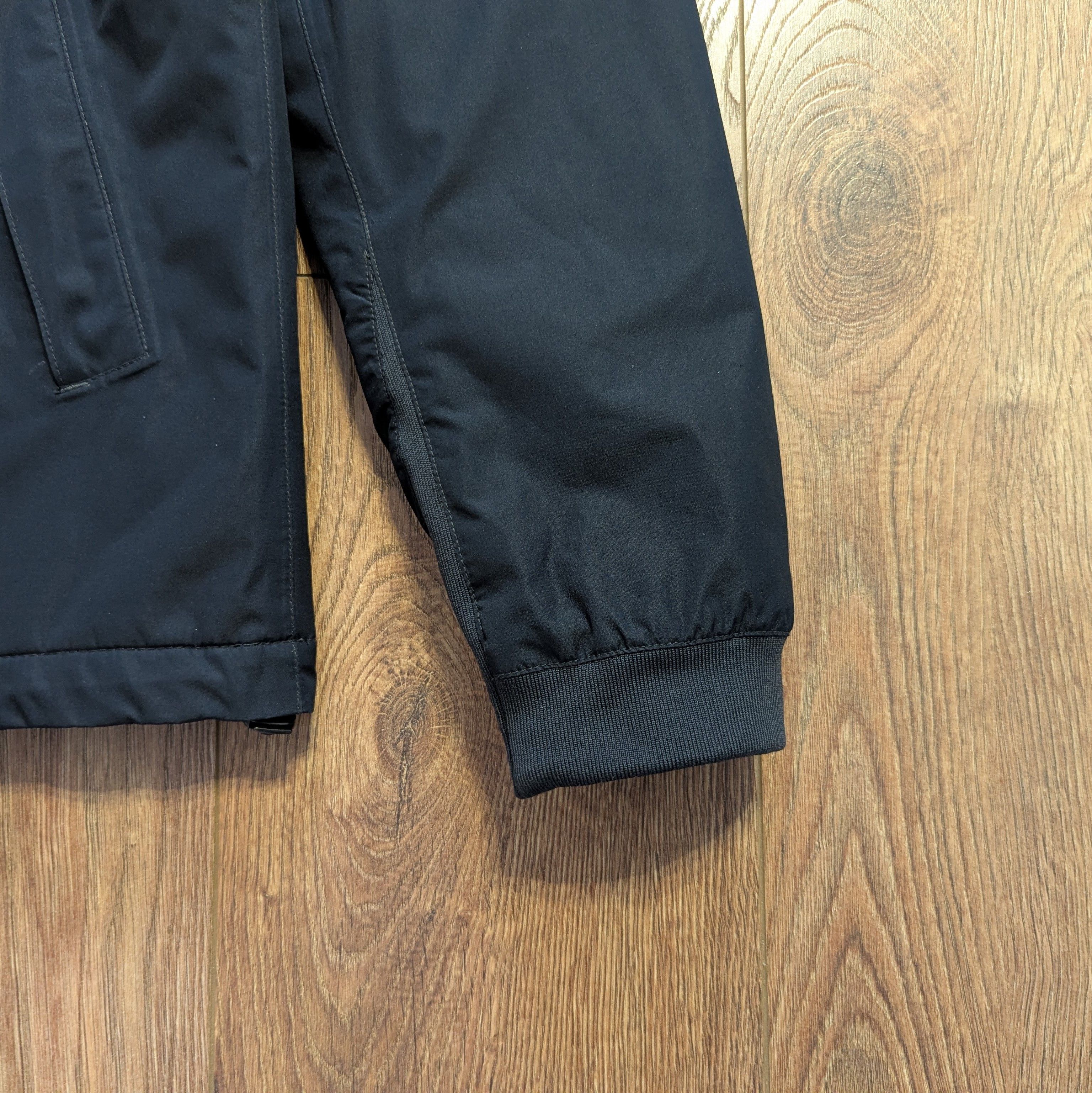 Barbour Barbour Peak Jacket Waterproof And Breathable Size M Black Size US M / EU 48-50 / 2 - 5 Thumbnail