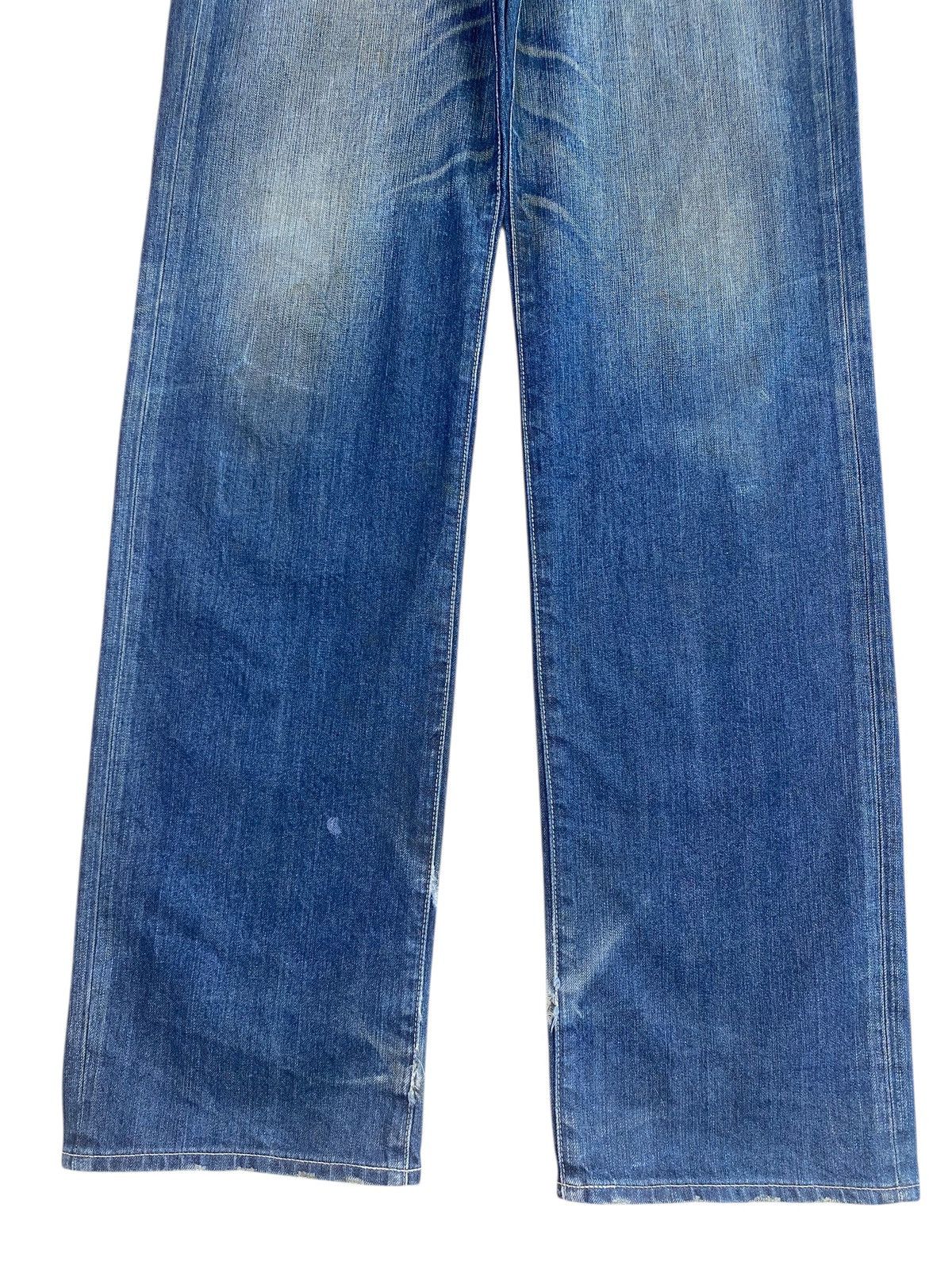 Uniqlo Uniqlo Vintage Whiskers Faded Wash Style Loose Jeans Size US 30 / EU 46 - 9 Thumbnail