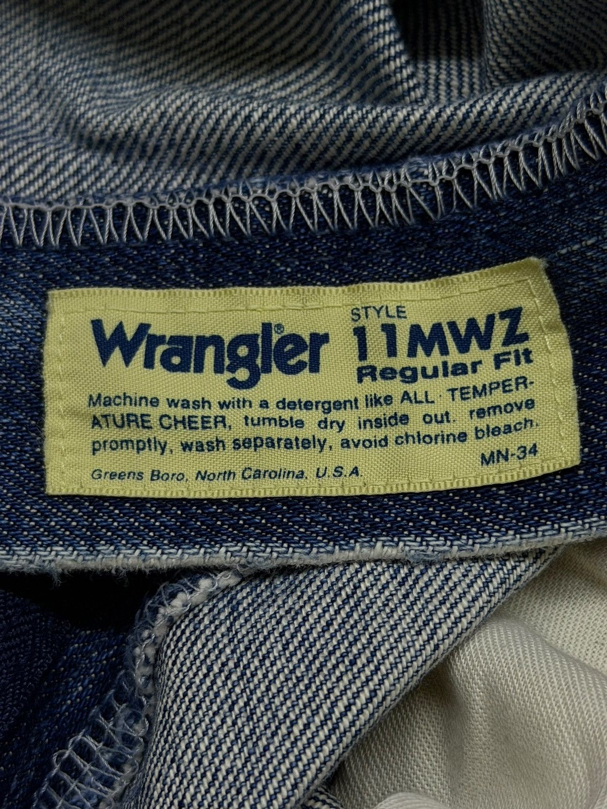 Wrangler Vintage Wrangler 11MWZ Japan Denim Jeans | Wide Straight W32 Size US 32 / EU 48 - 12 Thumbnail