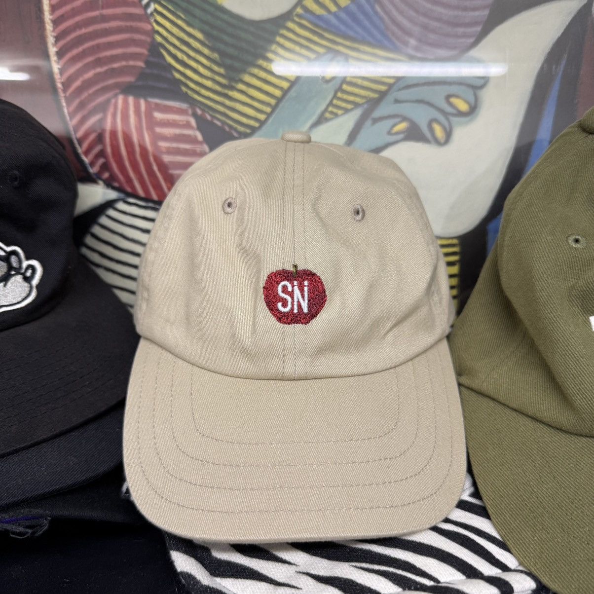 Silent Noise Apple Undercover GU Japan Hat