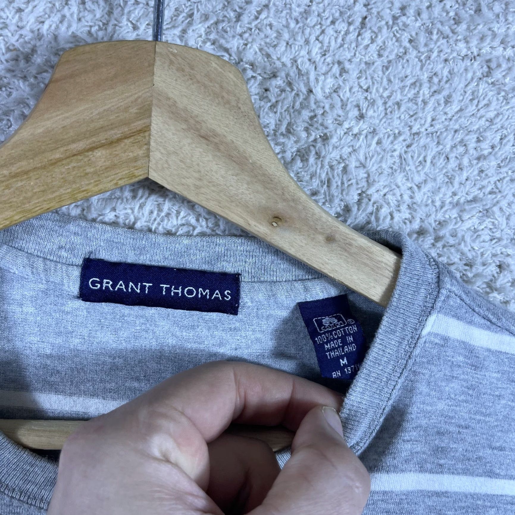 Vintage VINTAGE Grant Thomas 90s Striped T-Shirt Mens M Gray White Surf Skate Y2K Shirt Size US M / EU 48-50 / 2 - 4 Thumbnail