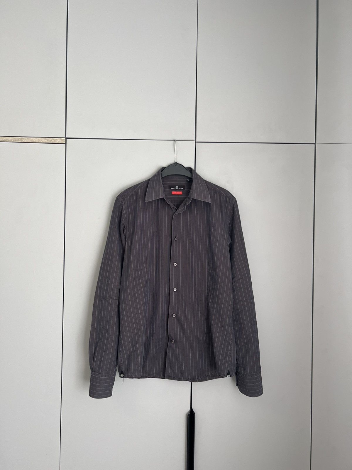 Balenciaga Balenciaga Men's Striped Cotton Button Up Shirt Size 15/40 Size US M / EU 48-50 / 2 - 1 Thumbnail