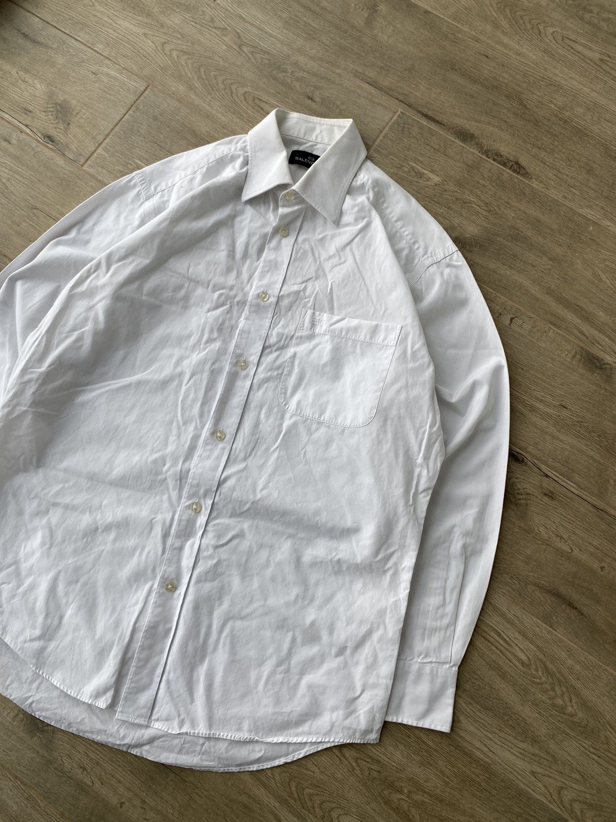 Balenciaga Balenciaga Vintage Button Shirt Size US M / EU 48-50 / 2 - 3 Thumbnail