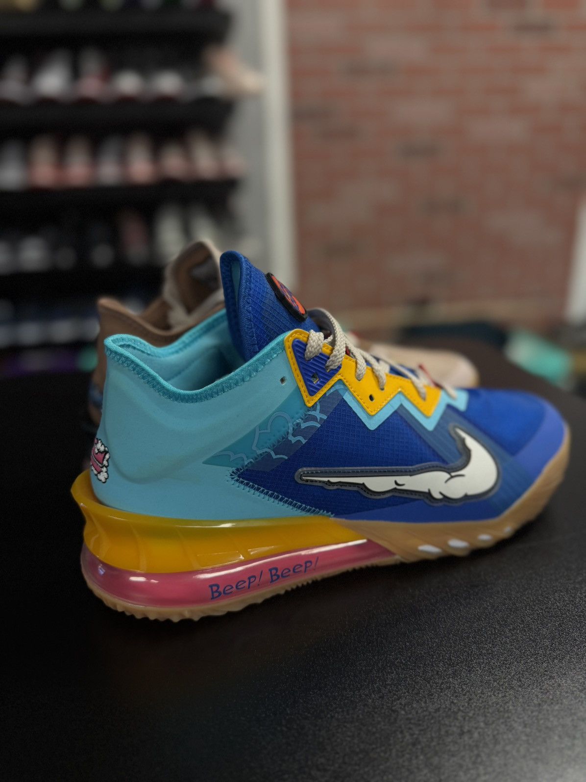 Nike Nike LeBron 18 Space Jam Tune Squad Size 12 Size US 12 / EU 45 - 4 Thumbnail