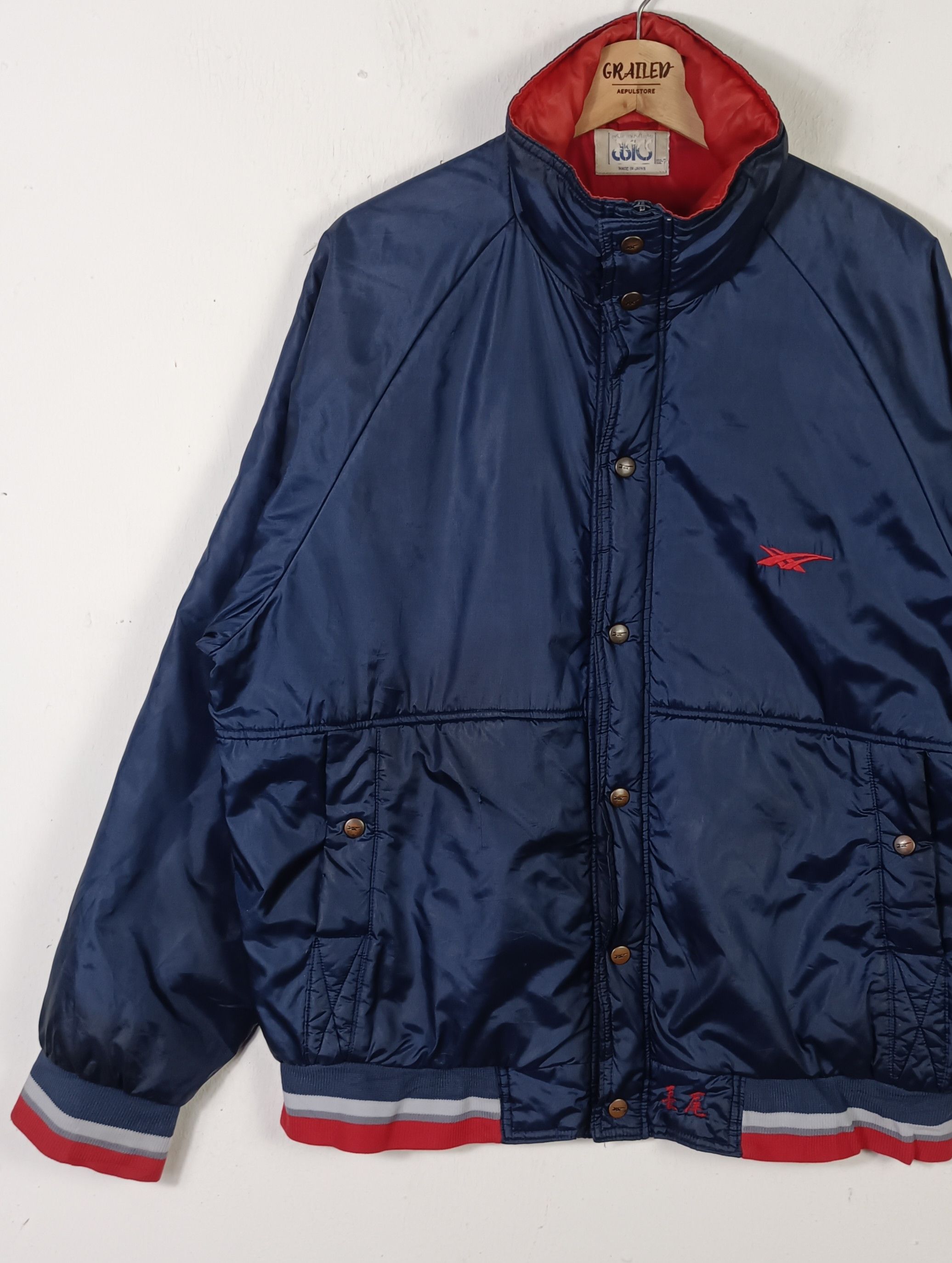 Asics × Japanese Brand × Sports Specialties Vintage Asics Paw Entrant Bomber Jacket Size US L / EU 52-54 / 3 - 5 Thumbnail