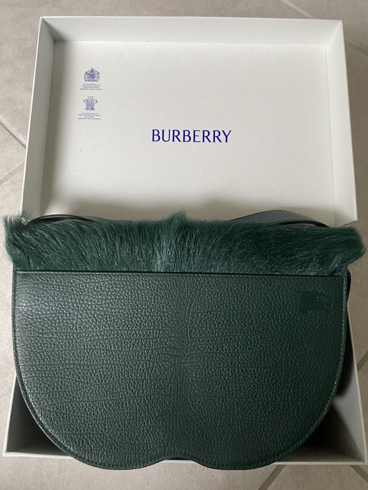 Burberry Green Burberry Adjustable Fur Bag Size ONE SIZE - 7 Thumbnail