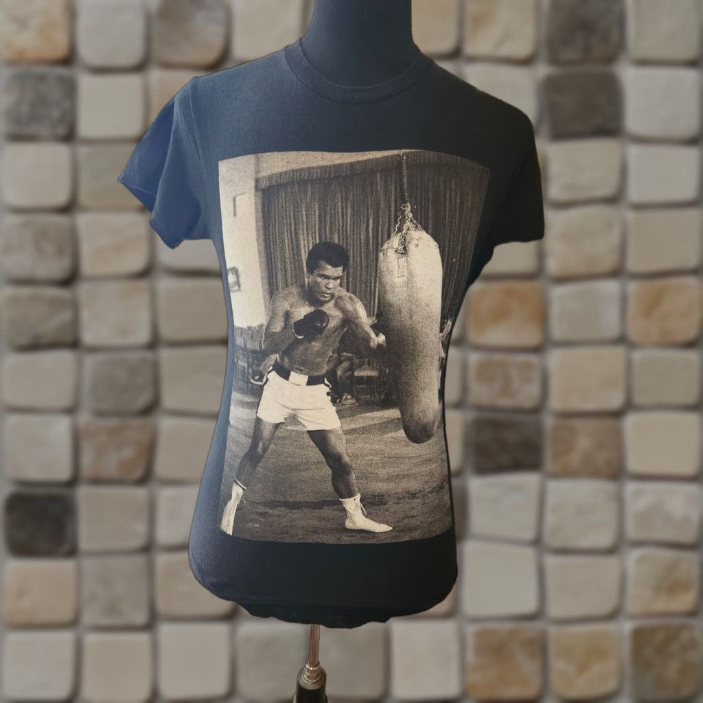 Vintage Muhammad Ali Greatest Of All Time Boxing T Shirt Size Adult Small Black Cotton Crew Neck Short Sleeve Men Mens Regular T-Shirt 2020-2029 Size US S / EU 44-46 / 1 - 1 Thumbnail