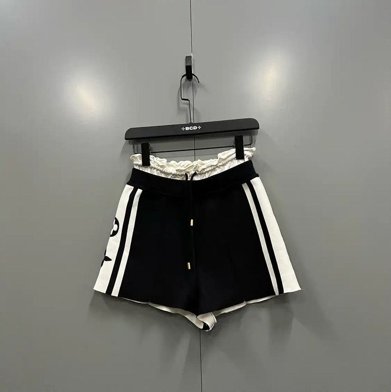 Louis Vuitton Louis Vuitton Black Cotton Summer Shorts 0089 Size 28" / US 6 / IT 42 - 1 Thumbnail
