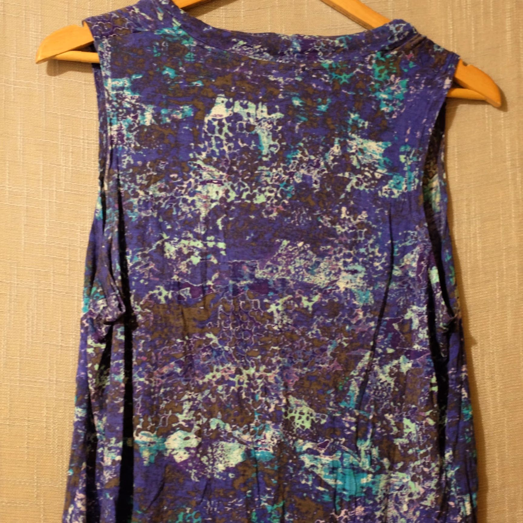 Mossimo Mossimo Sleeveless Top Cowl Neck 100% Rayon Super Soft Women's L Multicolor Shirt Adult Womens Blouse Casual Modern 21'' 23'' (H79-22) Size L / US 10 / IT 46 - 5 Thumbnail